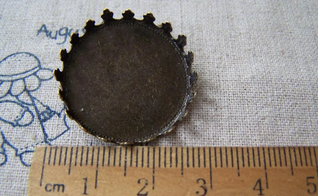 10 pcs Antique Brass Pendant Tray Crown Base Brooch A1364