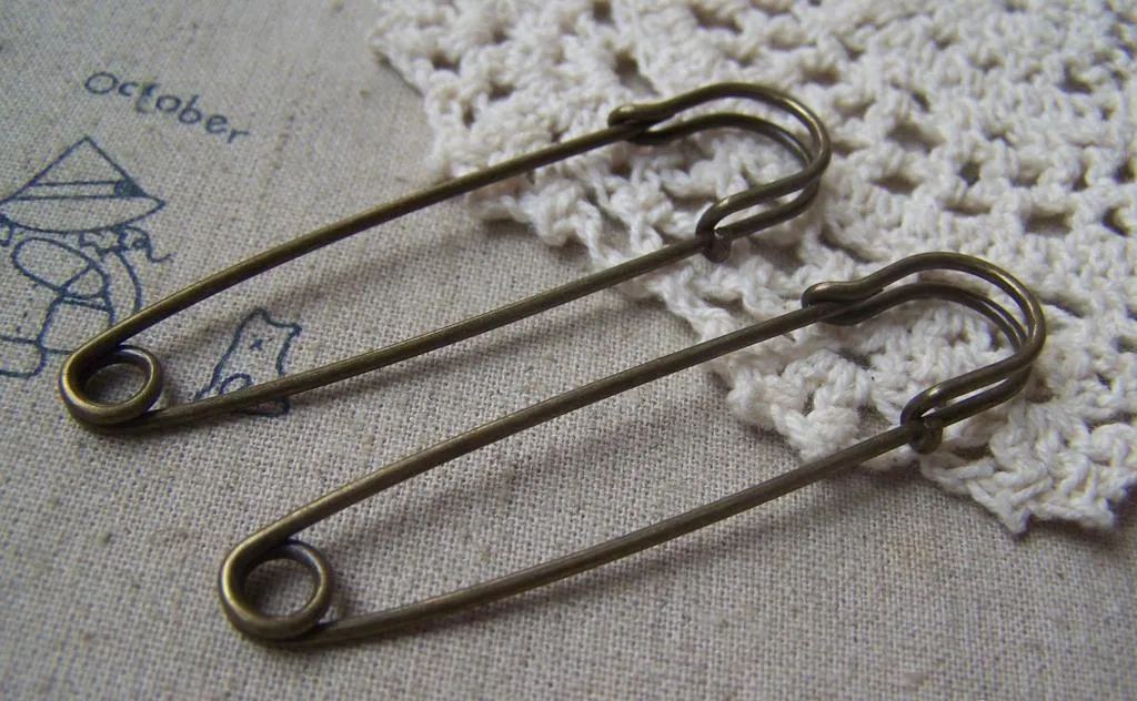10 pcs Antique Bronze Safety Pins Brooch 15x70mm A4771