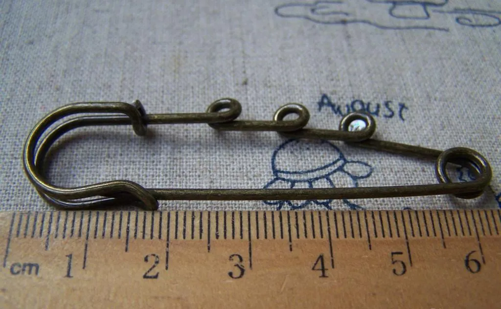 10 pcs Antique Bronze Three Loops Kilt Safety Pins 64mm A2840