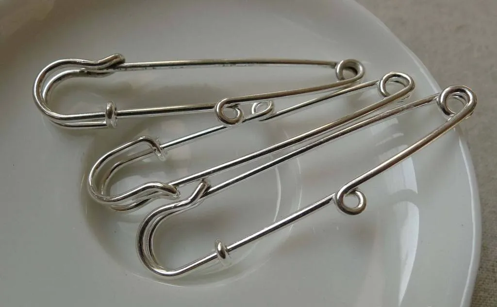 10 pcs Silver One Loop Kilt Safety Pins Broochs  A6556