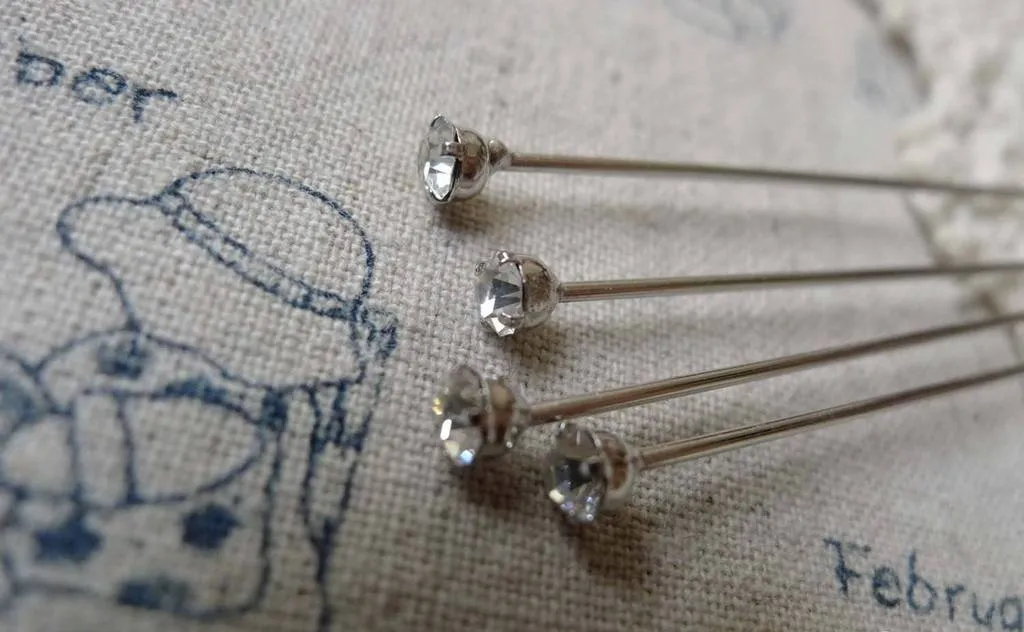 10 pcs White Gold Tone Rhinestone Hat Pin With Clutch A6651