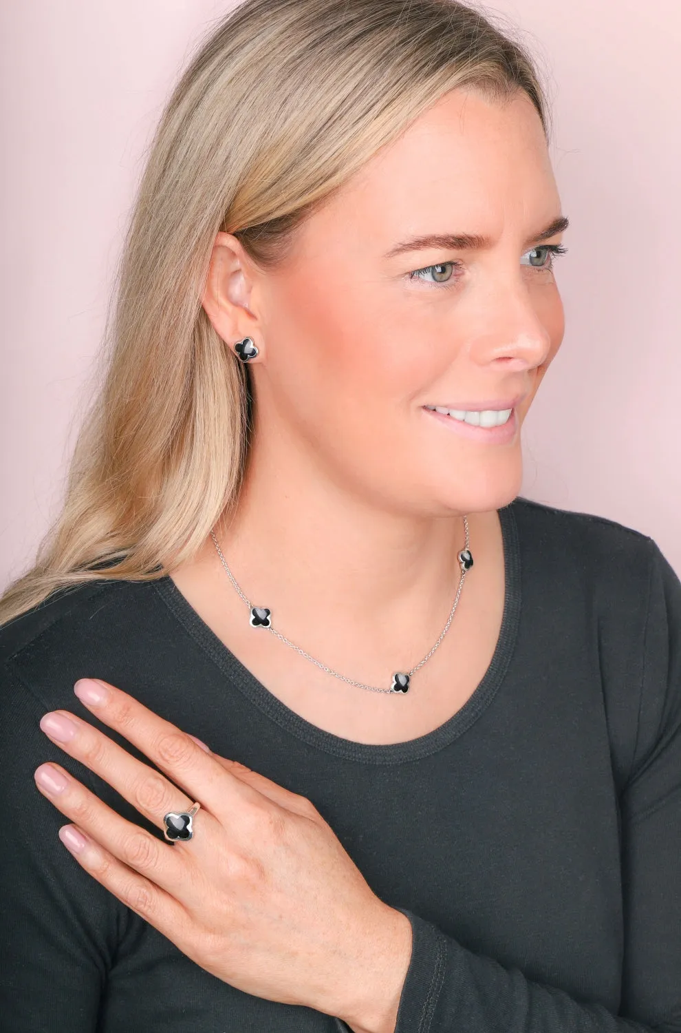 18ct White Gold Whitby Jet Bloom Four Leaf Clover Ring