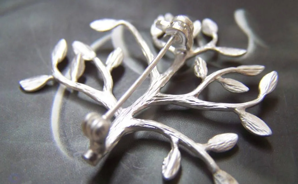 2 pcs Matte Silver Tree Shawl Safety Pin Brooch A2229