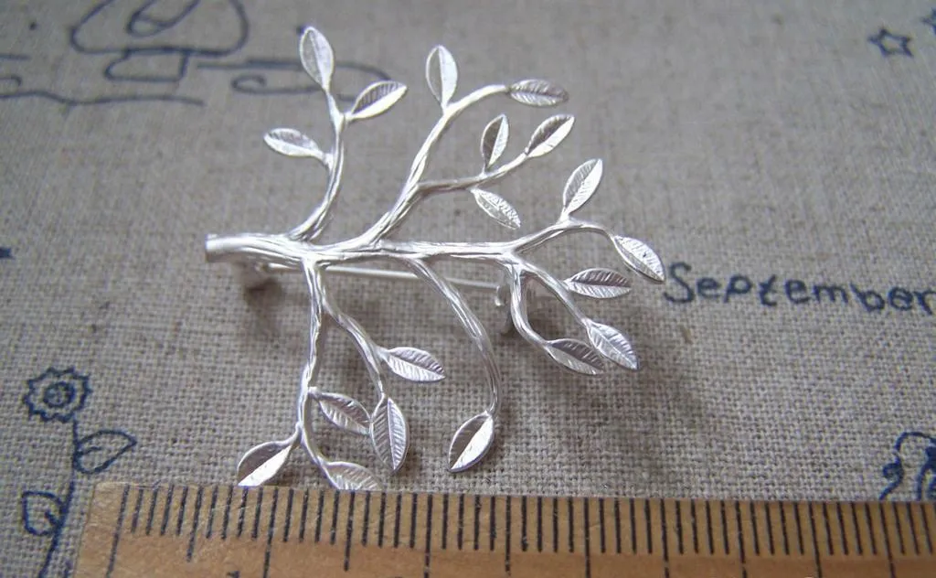 2 pcs Matte Silver Tree Shawl Safety Pin Brooch A2229