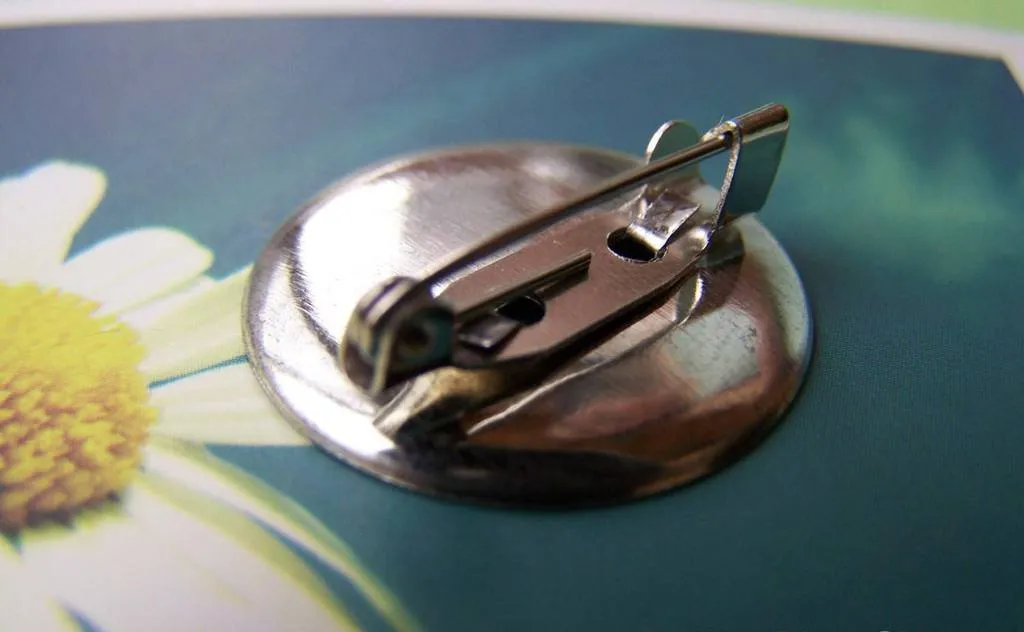 20 pcs Silvery Gray Brooch Back Base With Safety Pin  A3714