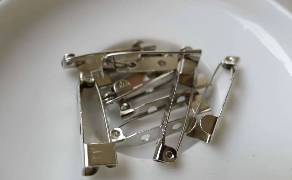 50 pcs White Gold Tone Brooch Back Bar Pins  25mm A6661