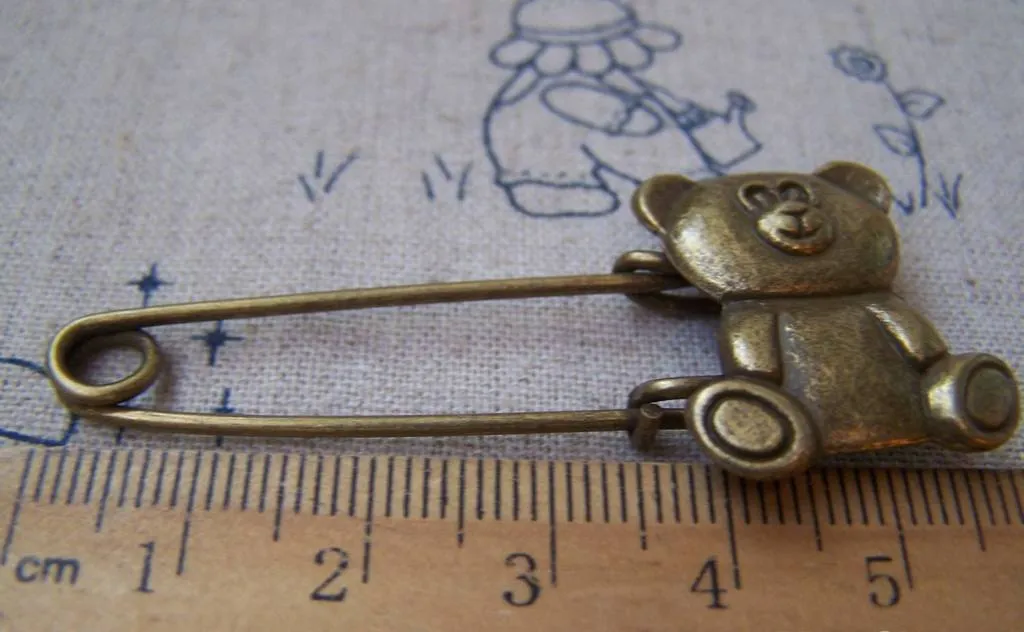 6 pcs Antique Bronze Bear Safety Pin Brooch Findings A3023