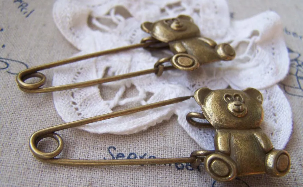 6 pcs Antique Bronze Bear Safety Pin Brooch Findings A3023