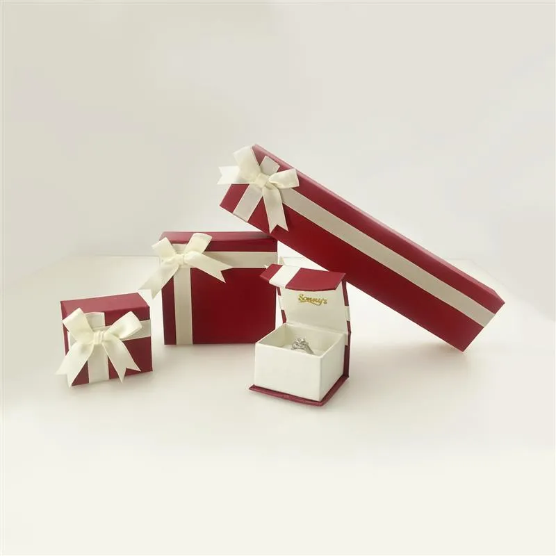 9K Yellow Gold White & Lavender CZ 3-band Ring Set