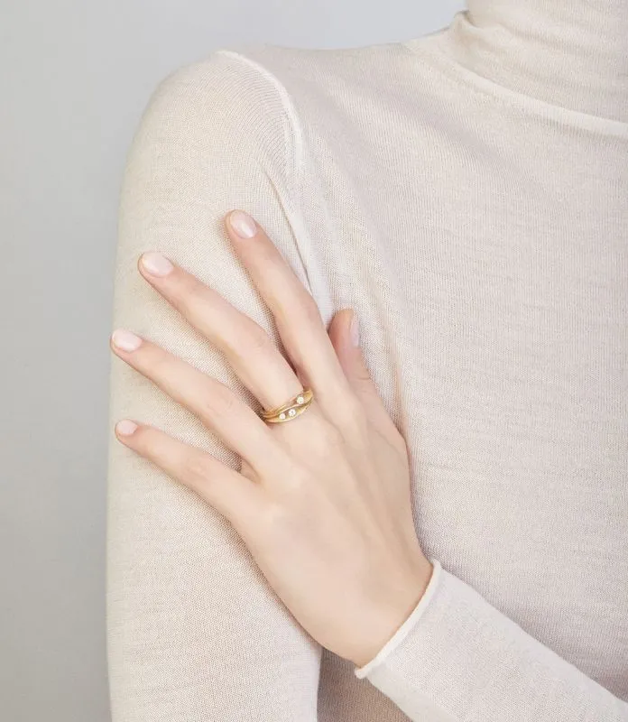 Annamaria Cammilli 18ct Natural Beige Gold 0.19ct Diamond Dune Series Ring