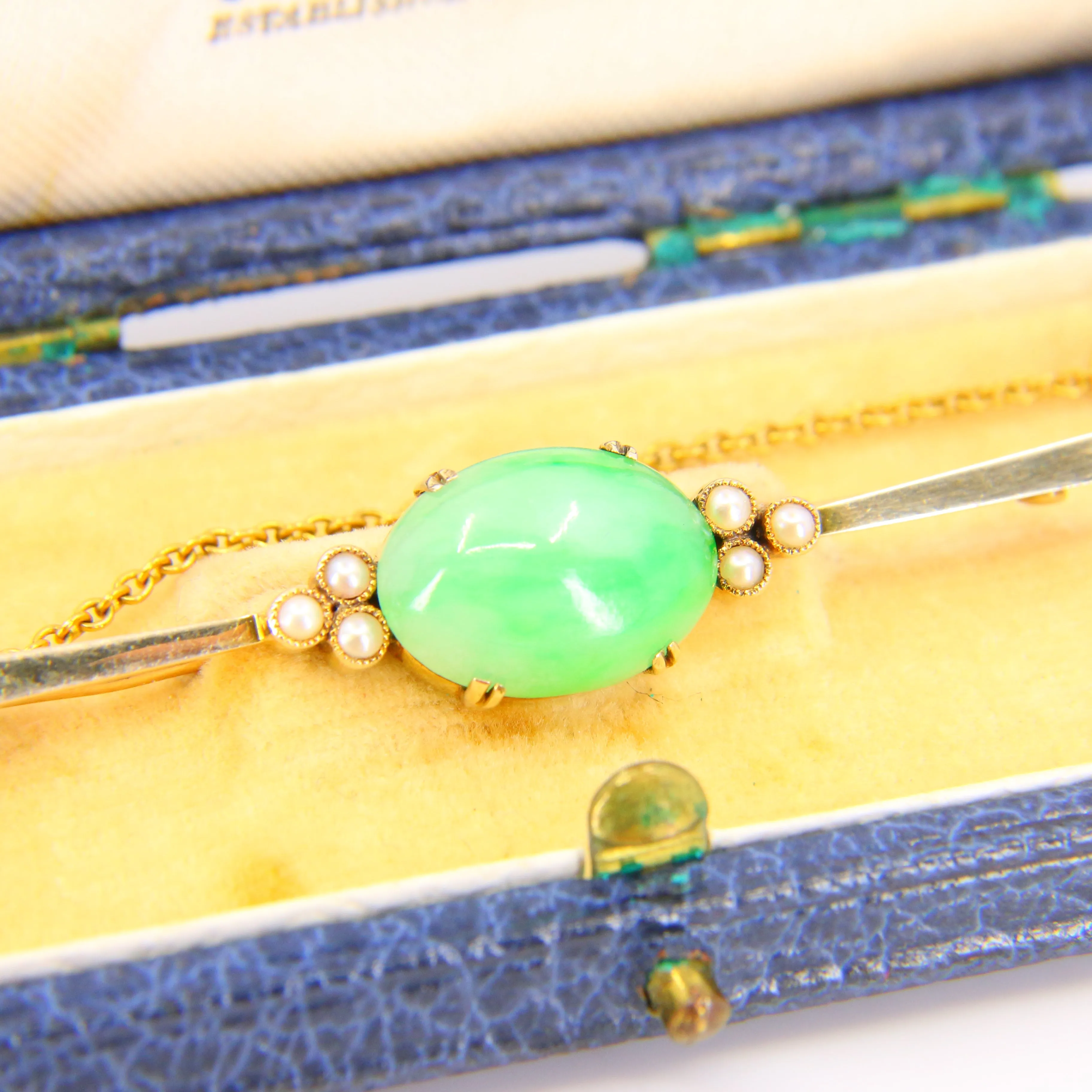 Antique 9ct Gold Edwardian Pearl & Green Hardstone Brooch ?C Boxed Gift