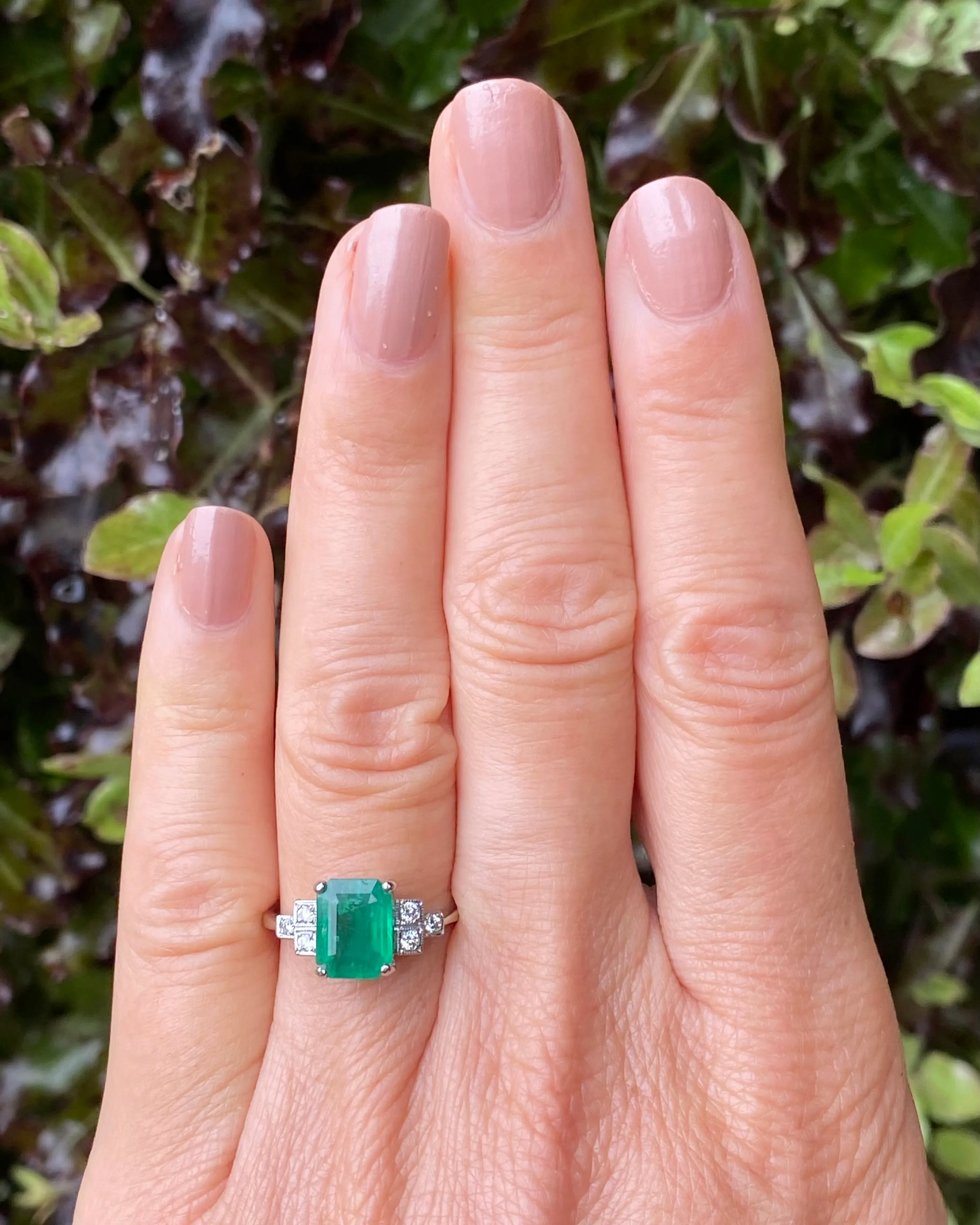 Art Deco Emerald and Diamond Platinum Ring 0.15ct   2.25ct
