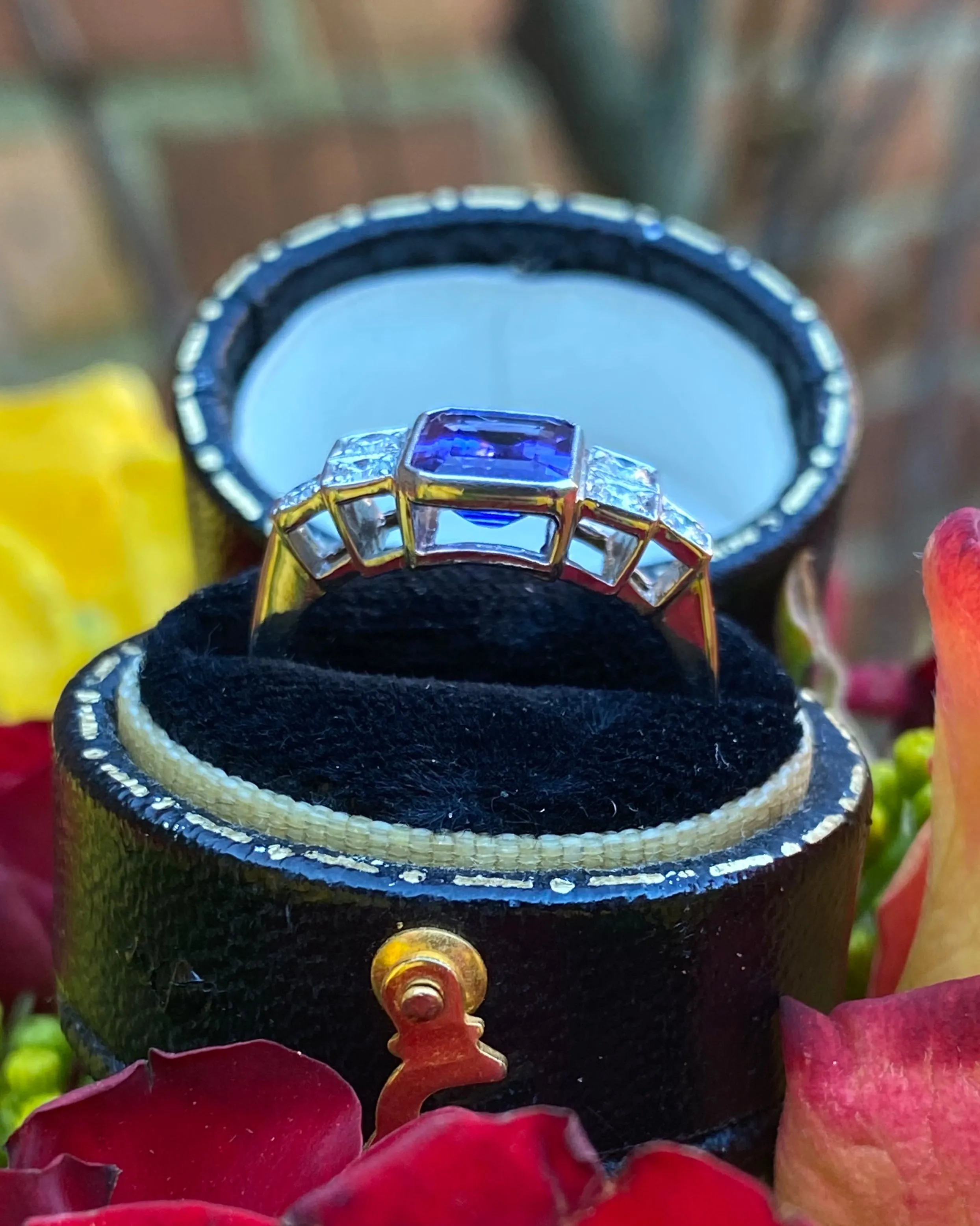 Art Deco Tanzanite and Diamond Platinum Ring 0.25ct   1.50ct