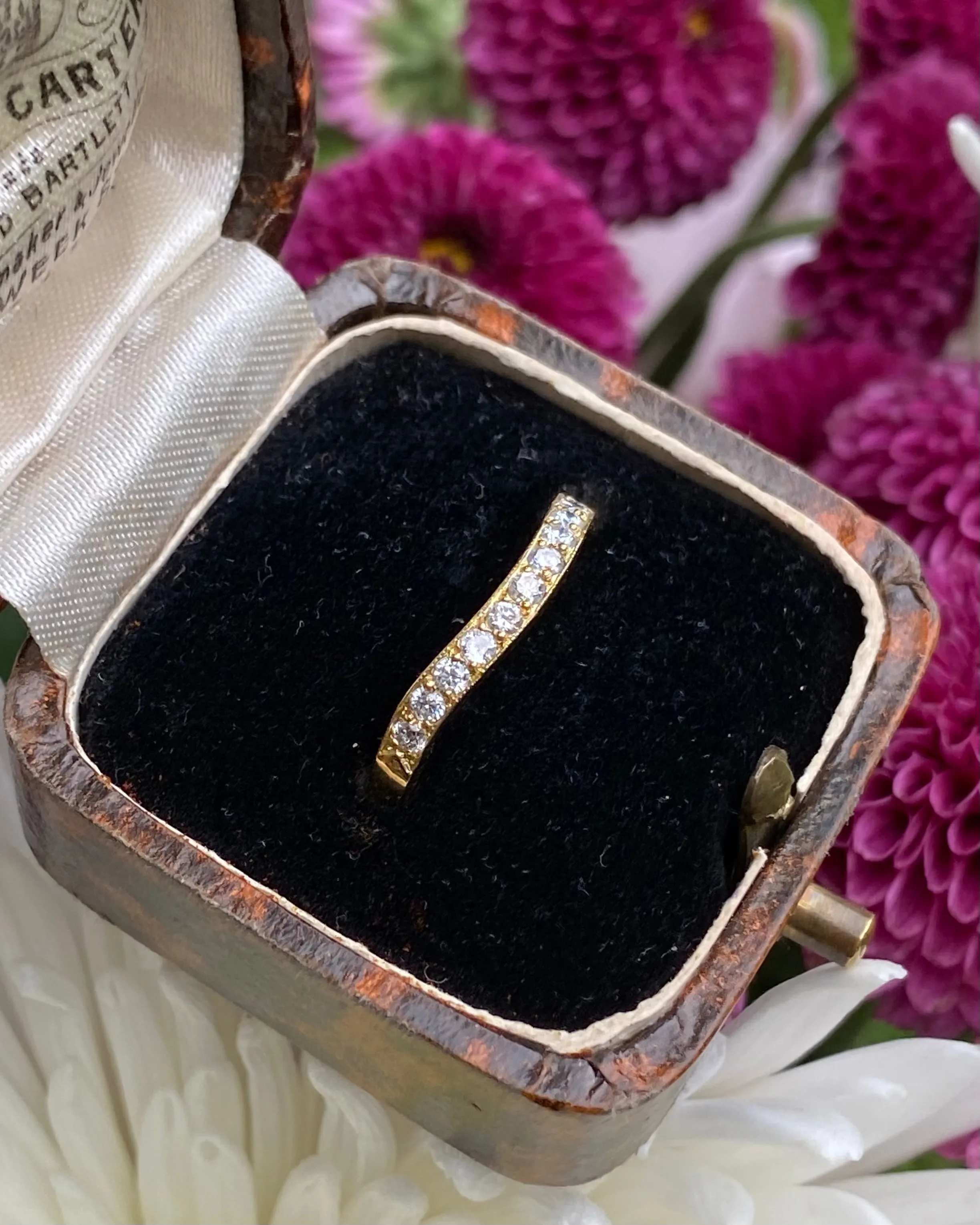 Brilliant Cut Diamond Contoured Half Eternity Wedding Ring 0.35ct 18ct Yellow Gold