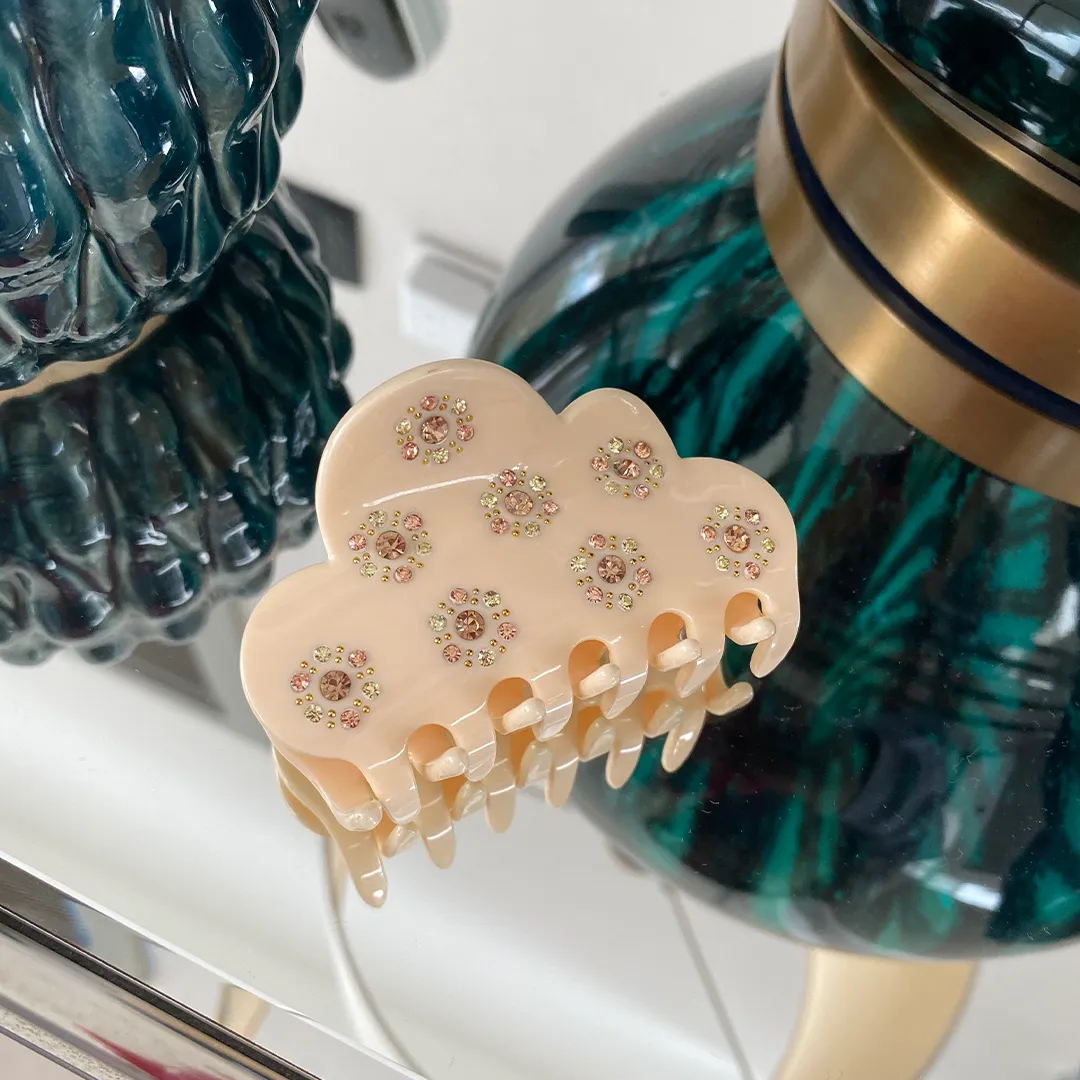 BUTTERCUP CLOUD CLIP