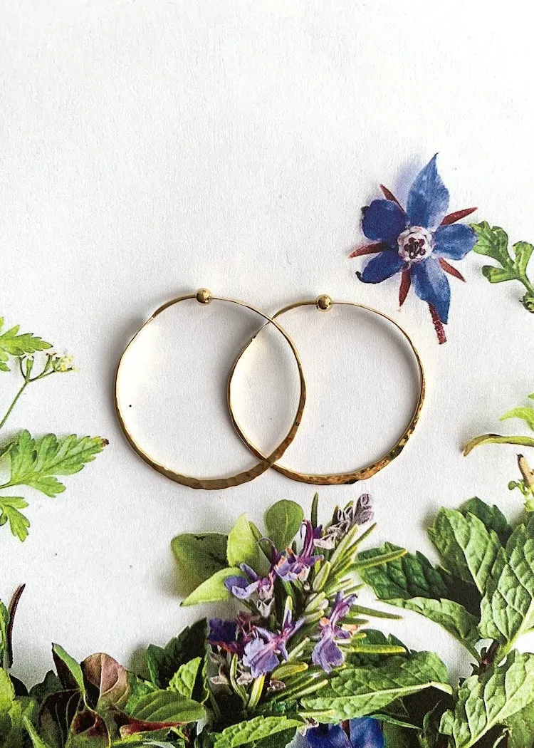 Carla Corp | Twist Hammered 14KG Hoop