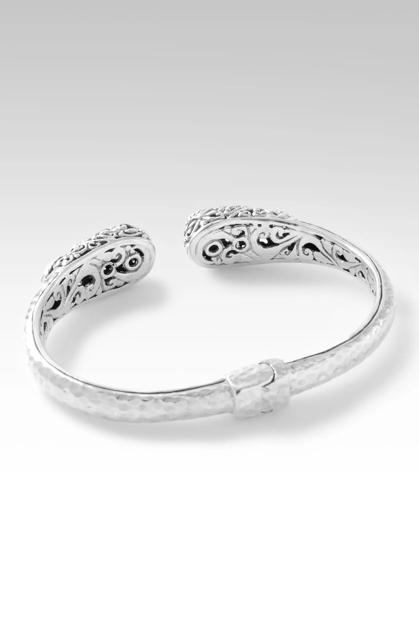 Cheerful Heart Tip-to-Tip Bracelet? in Moissanite & Tanzanite