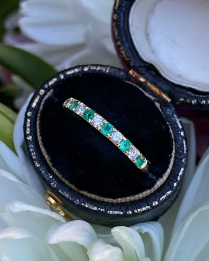 Emerald and Diamond Half Eternity Wedding Ring 0.17ct   0.19ct 18ct Yellow Gold