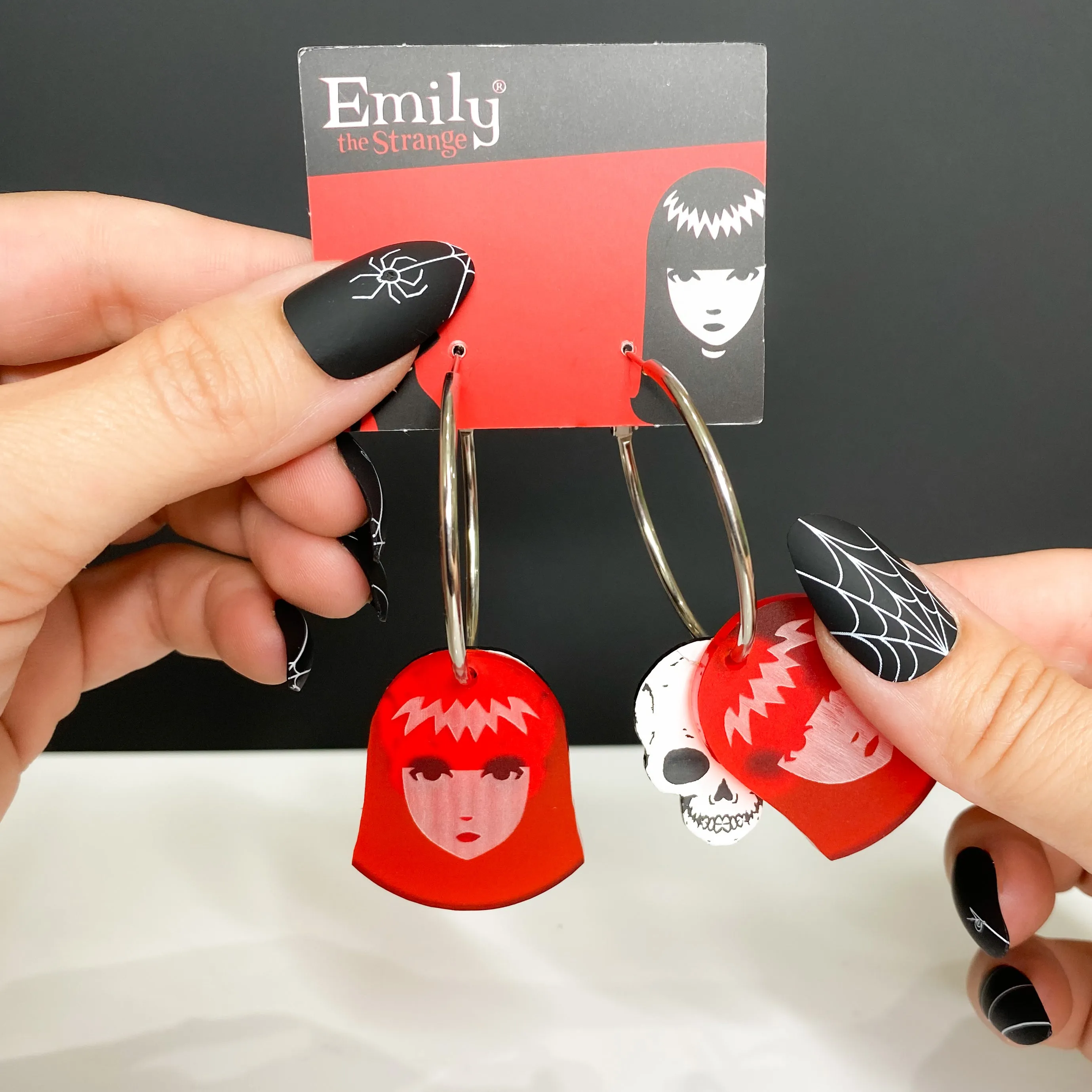 Emily The Strange? X-Ray Emily Skull Hoops