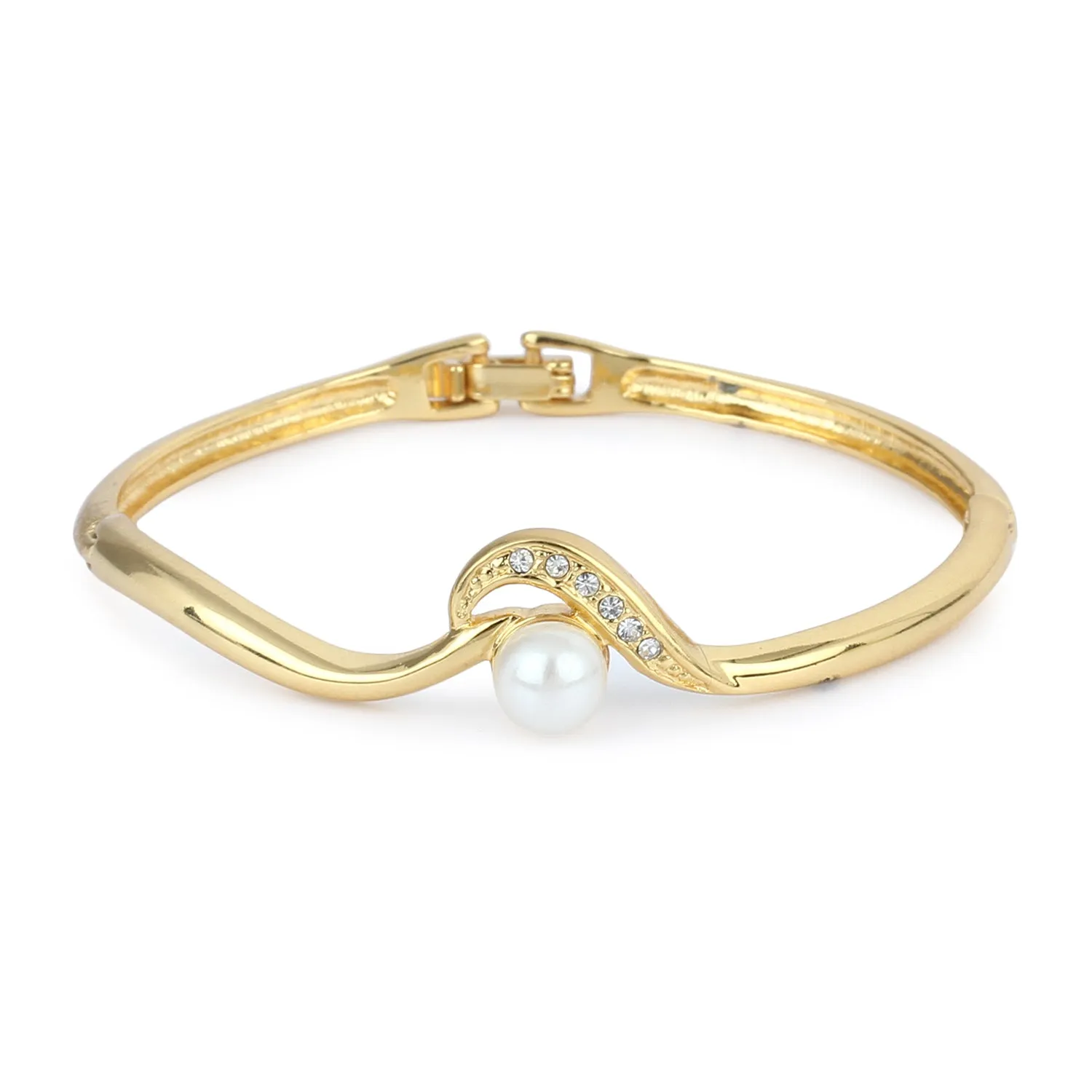 Estele Gold Plated Pearl Bracelet for women