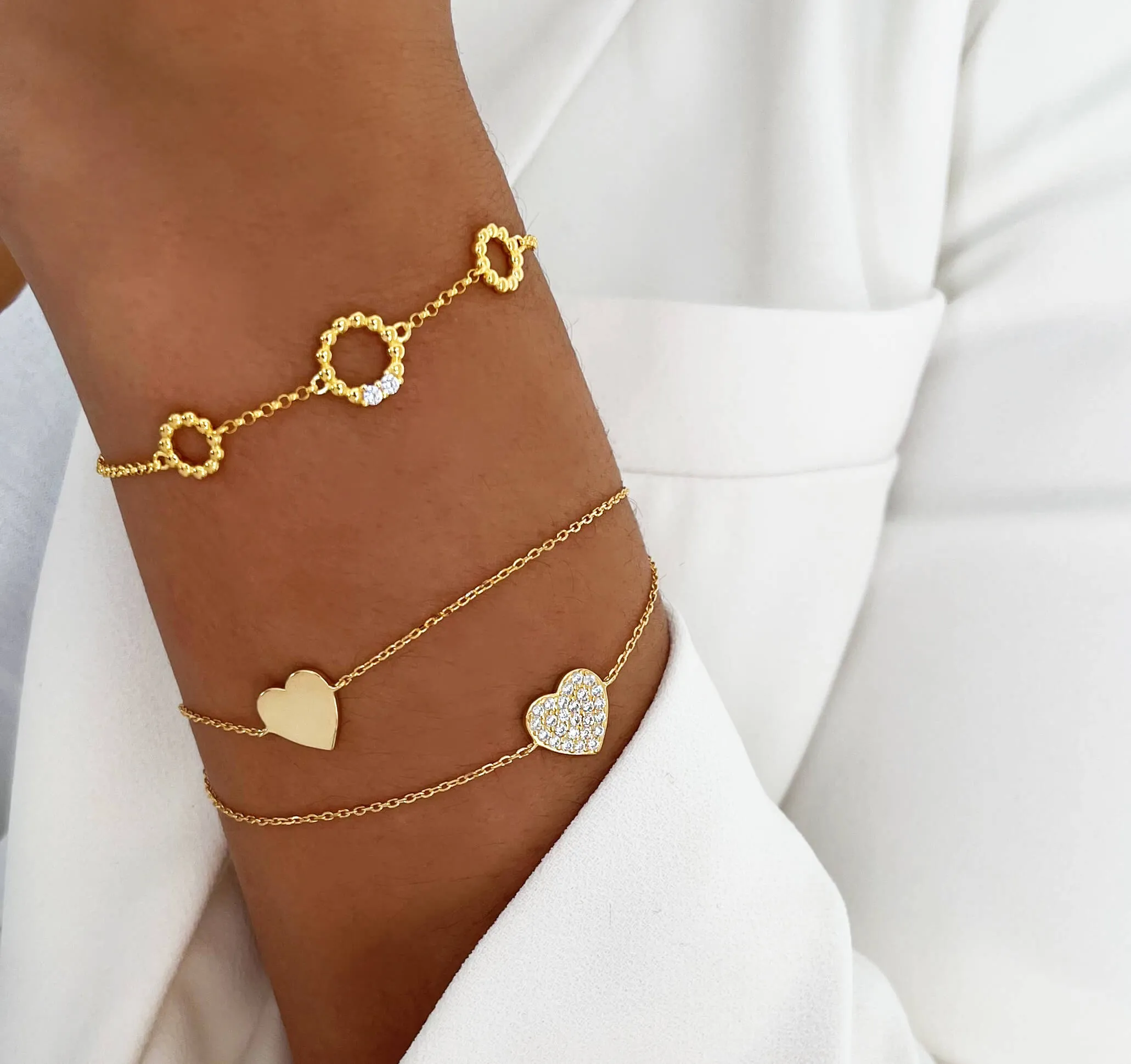 Gold bracelet 18k yellow gold assembled with zirconium oxide
