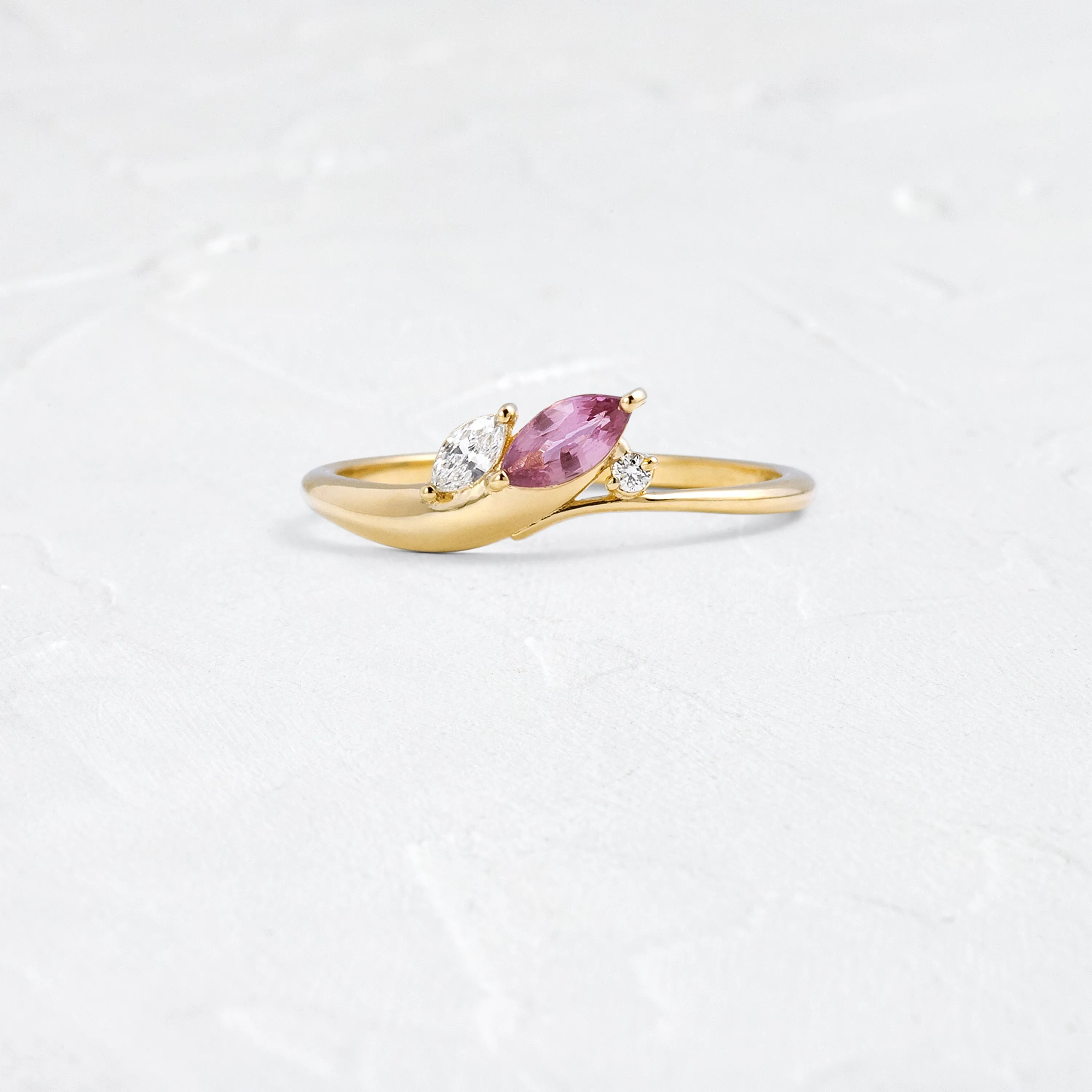 Grand Cresting Ring - Dusty Rose