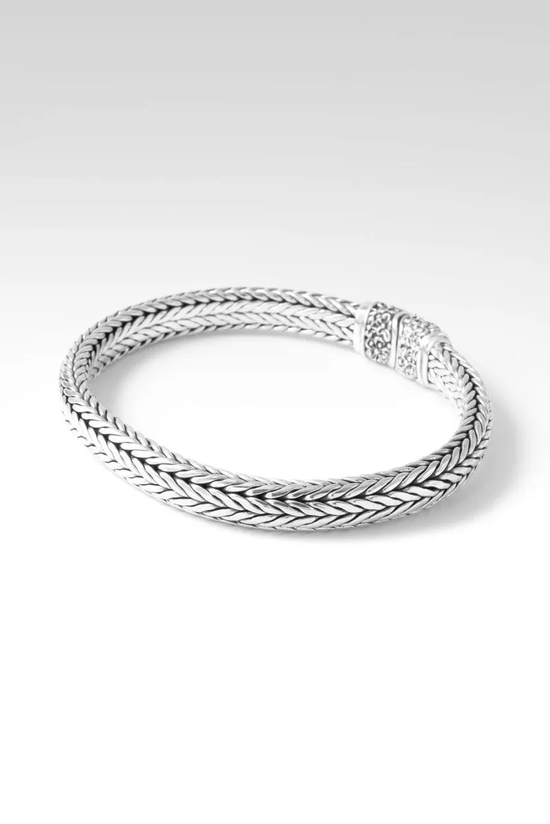 Heartfelt Joy Bracelet? in Frangipani
