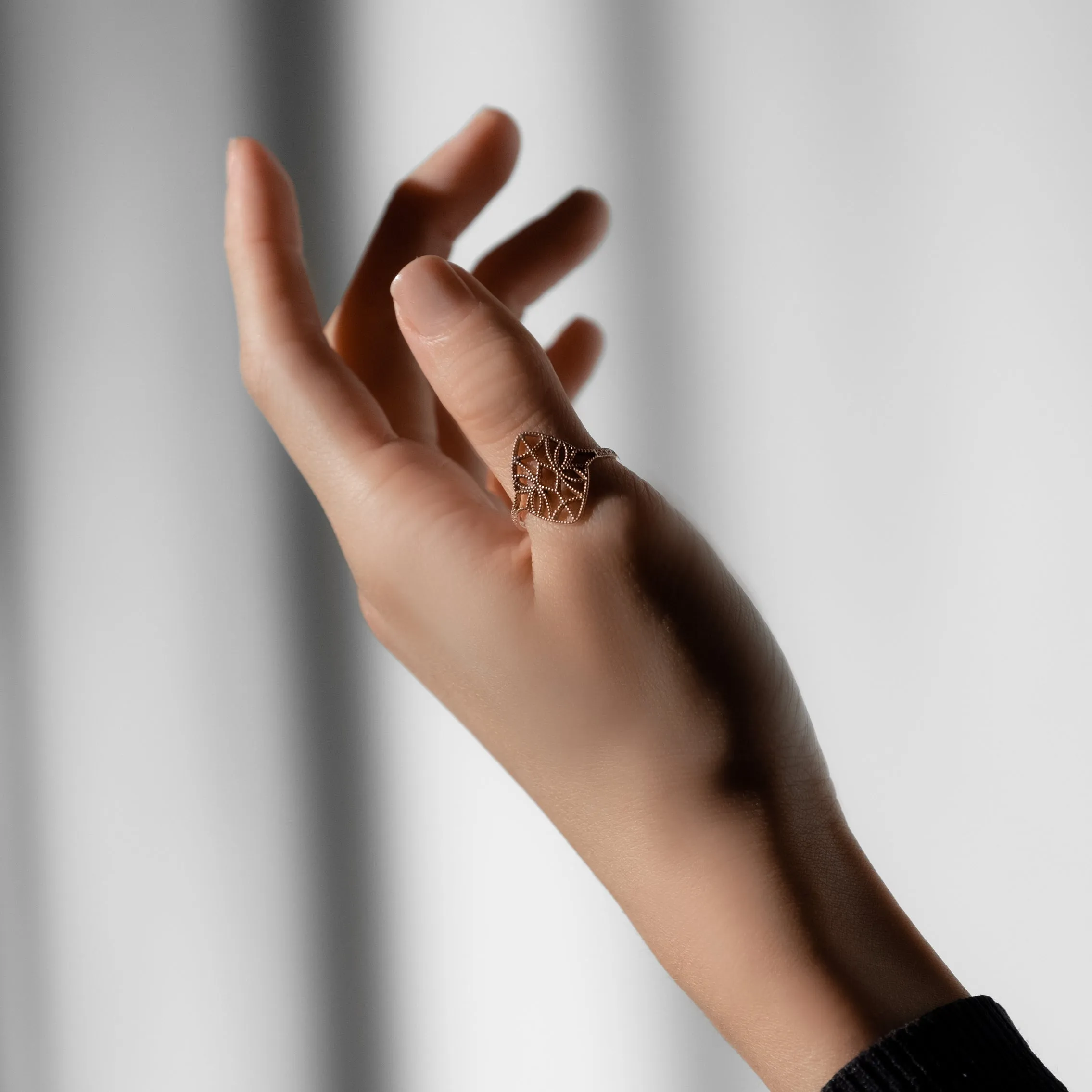Lace Deco Ring - X