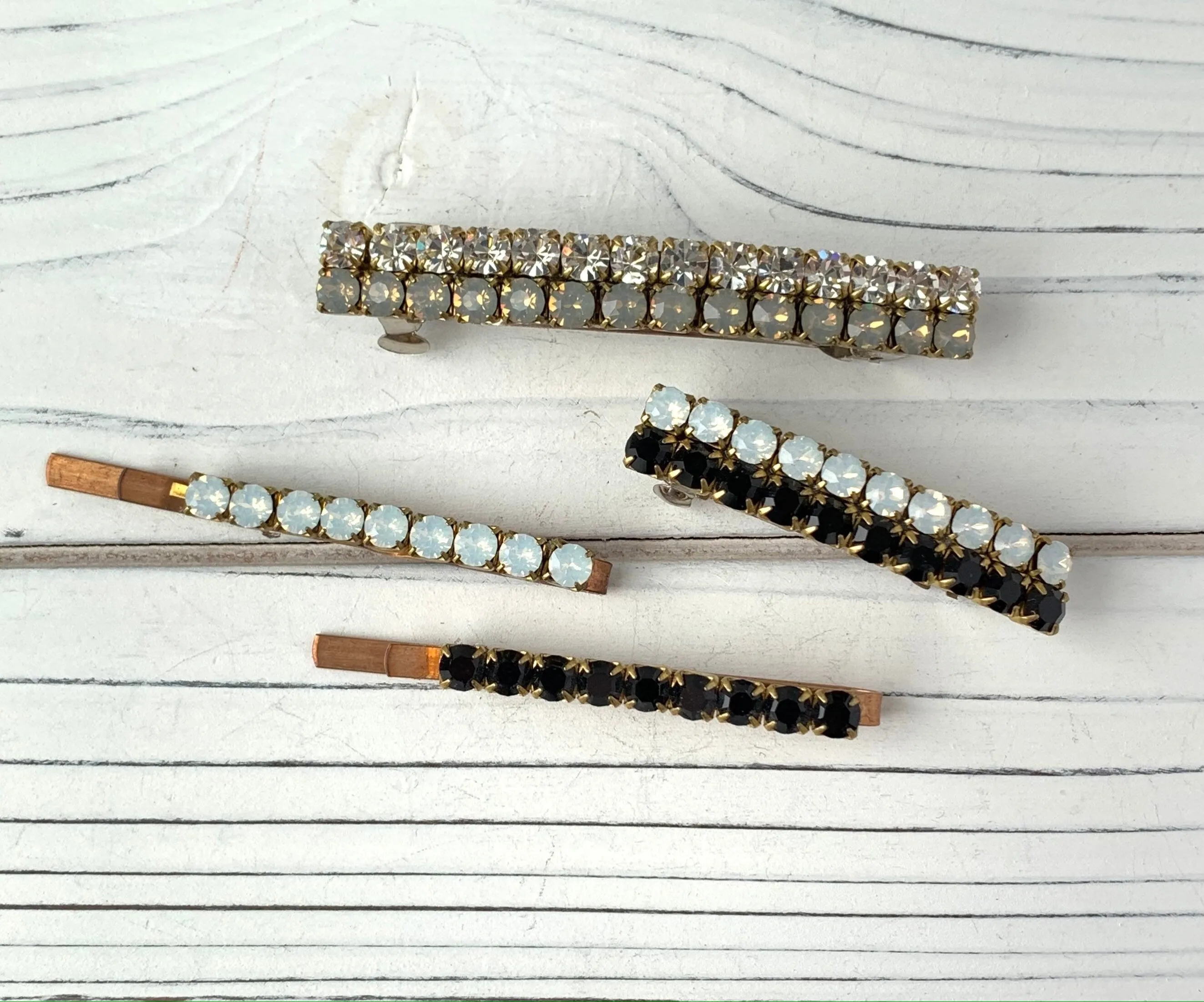 Ladylike Hair Set in Jet and Opalescent