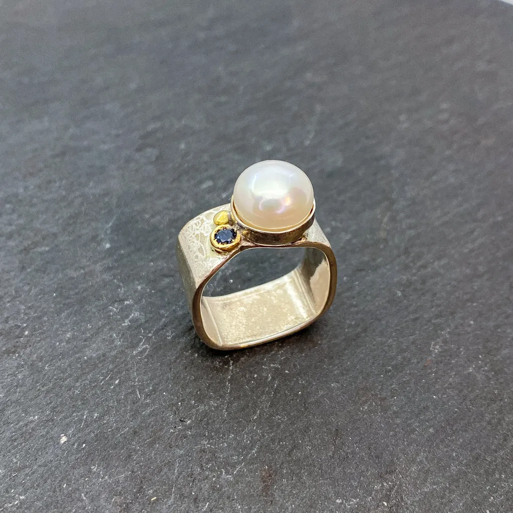 Mab Pearl & Blue Sapphire Wide Square Ring