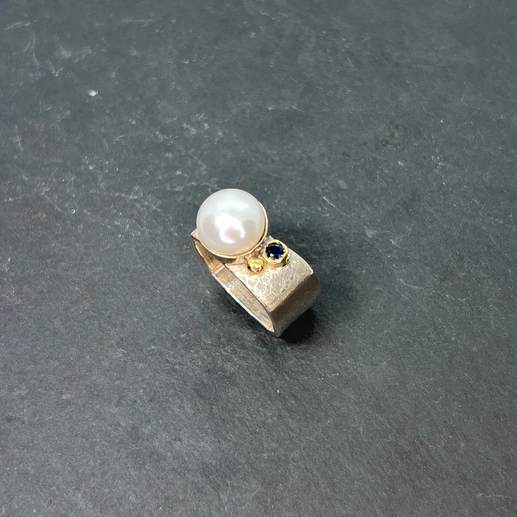 Mab Pearl & Blue Sapphire Wide Square Ring