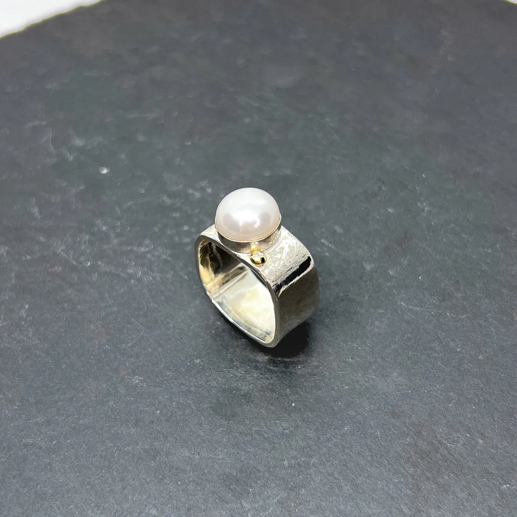 Mab Pearl & Gold Ring Wide Square Stacking Ring