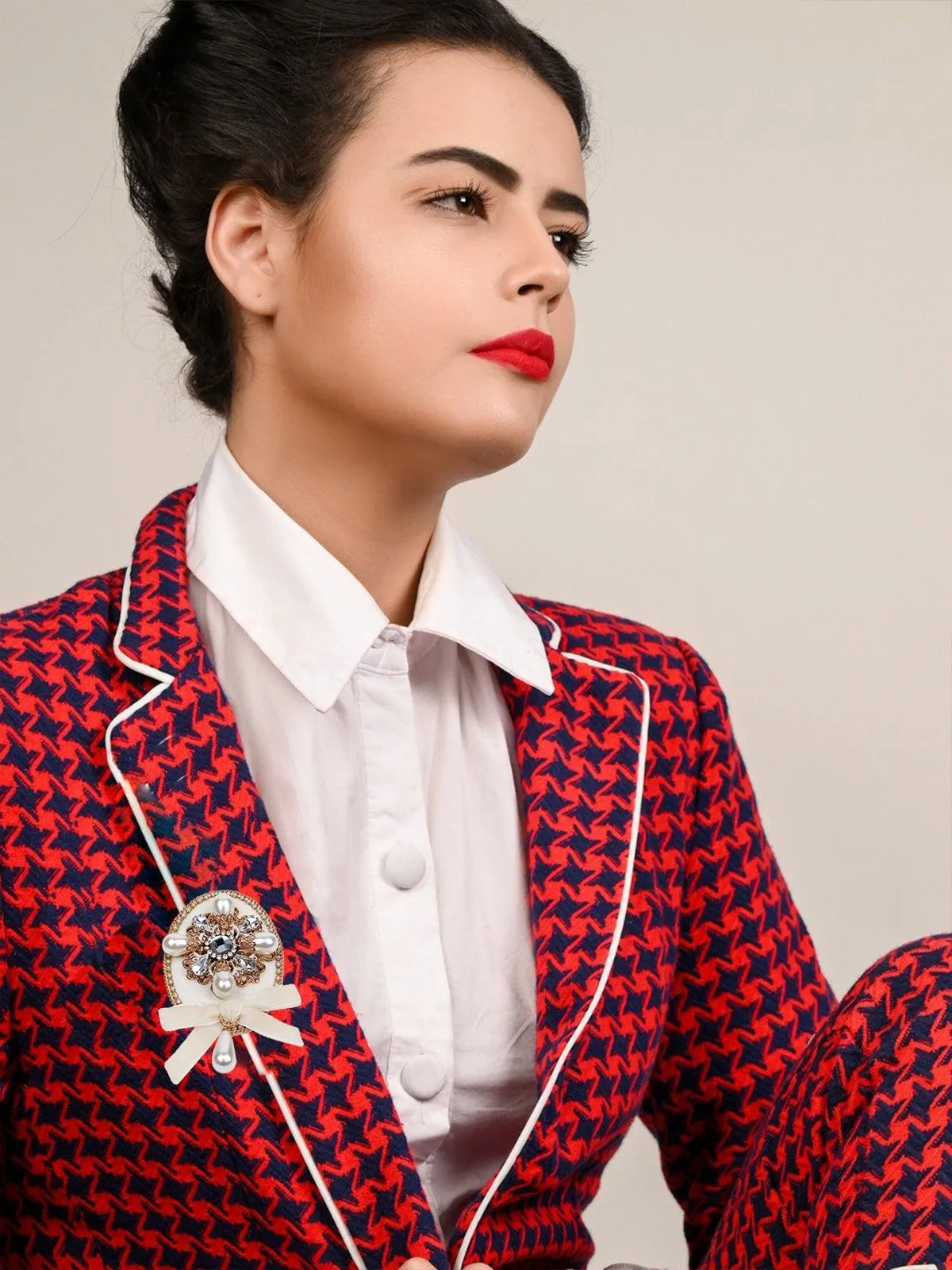 Odette Women White Metal Brooch
