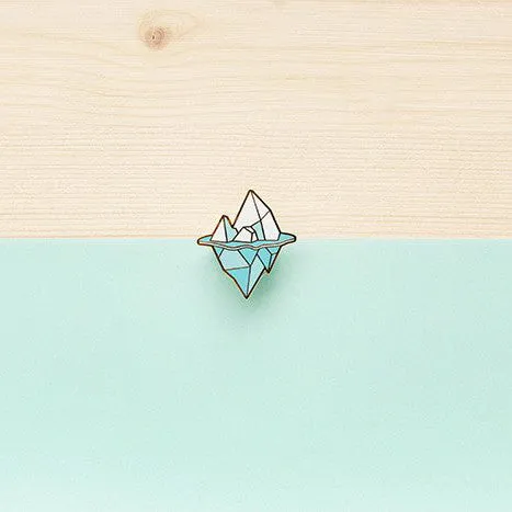 Origami Pin ?C Arctic Iceberg