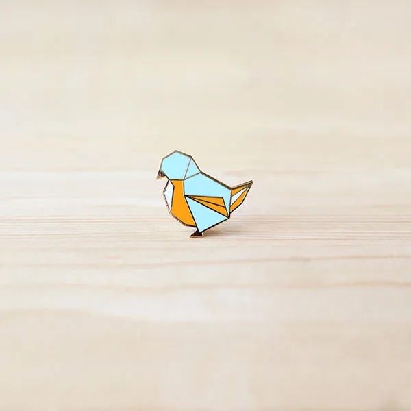 Origami Pin ?C Finch Bird