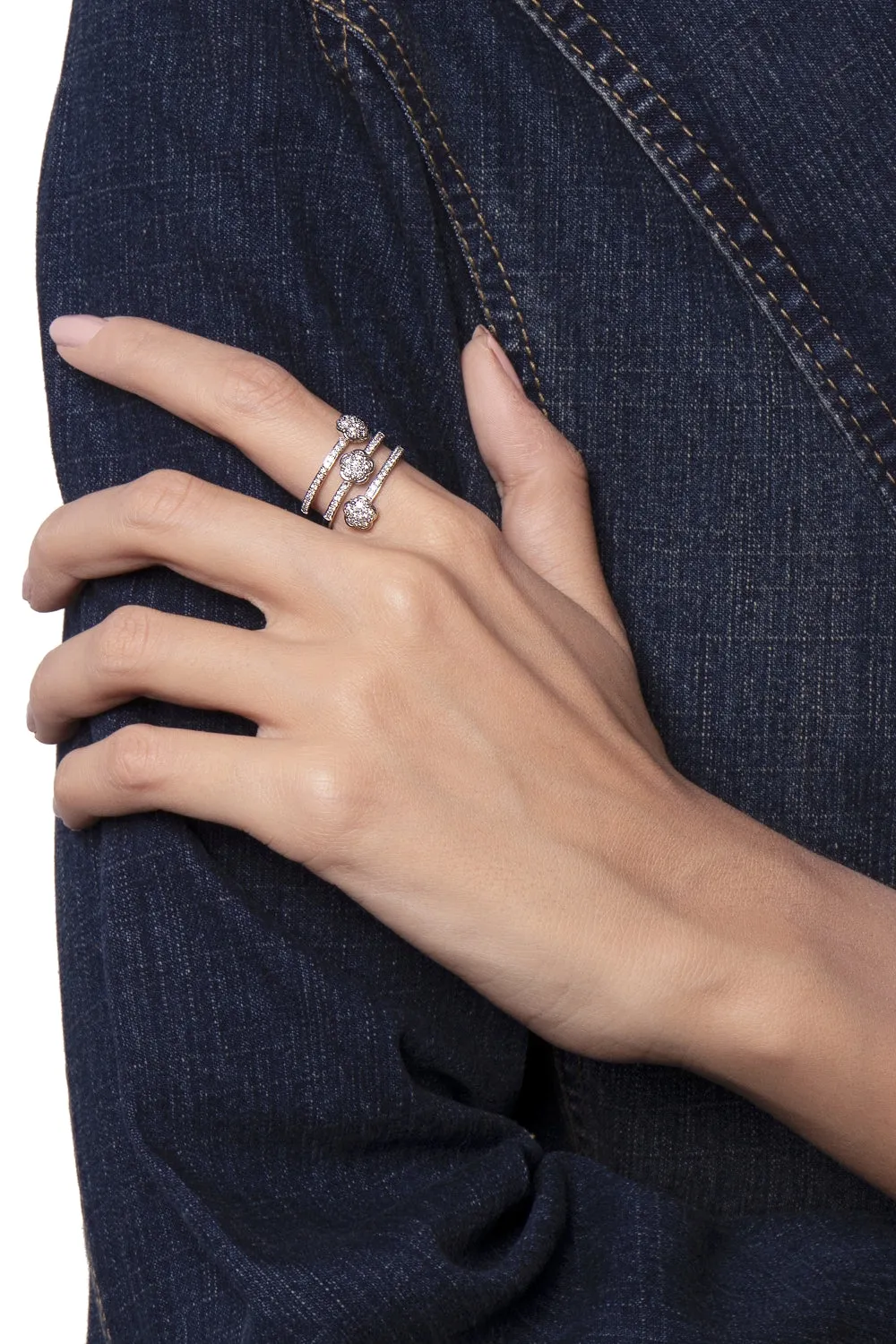 Pasquale Bruni Figlia Dei Fiori 18ct White Gold Diamond Three Flowers Twist Ring