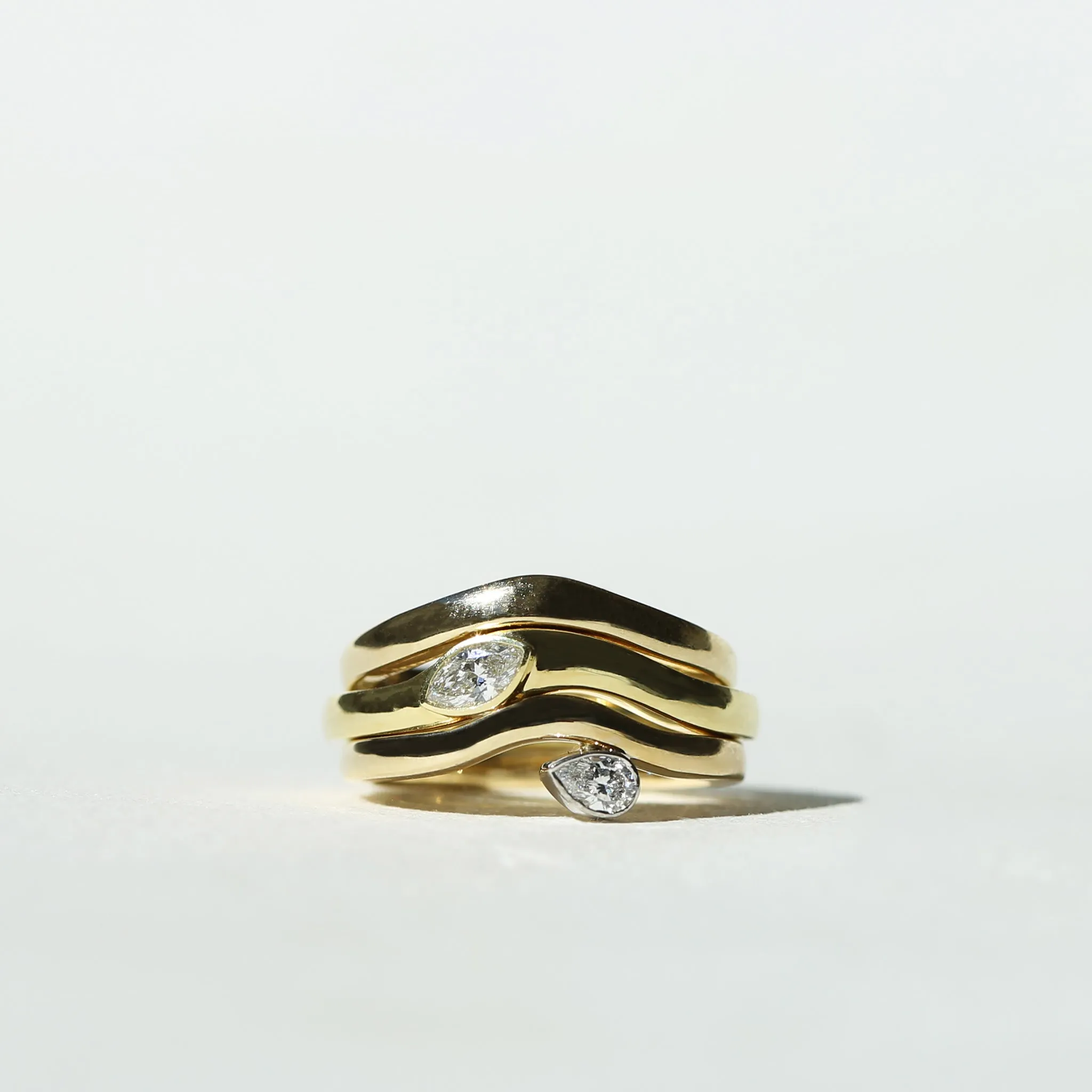 Pear Diamond Wave Band