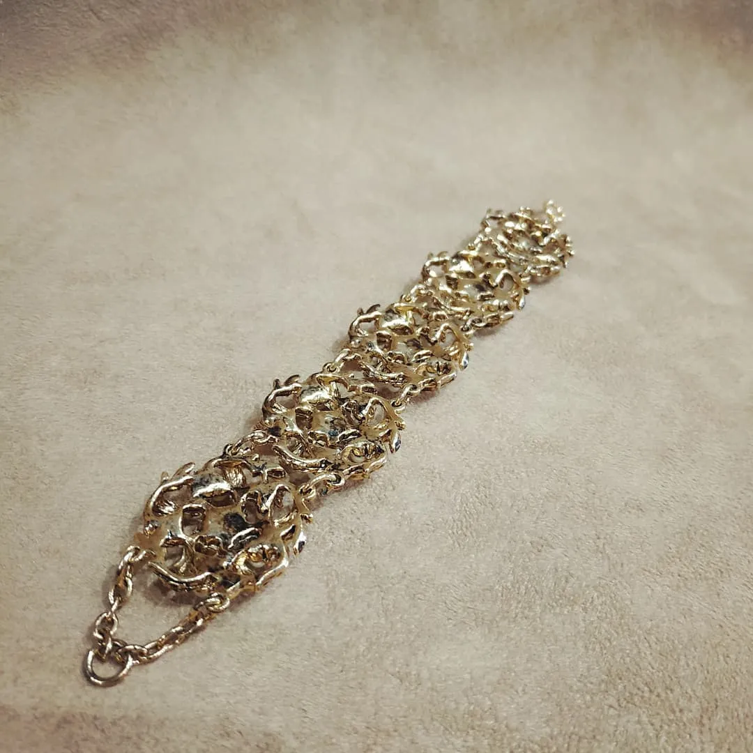 Red Floral Swirl Pearl Gold Vintage Bracelet