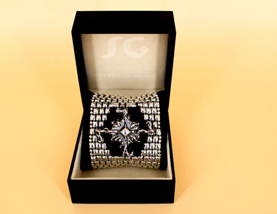 SG Liquid Metal LEB 3769 ?C Limited Edition Bracelet by Sergio Gutierrez