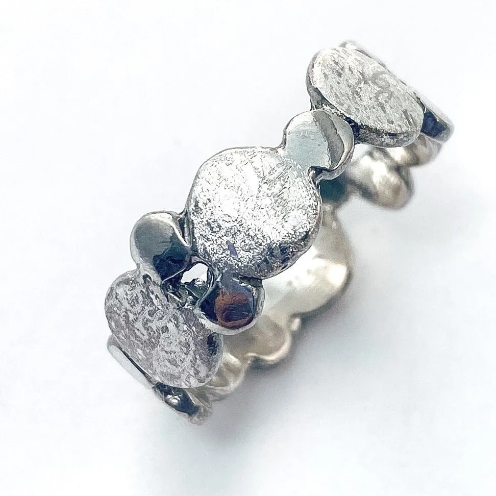 Silver Gold Pebble Scribbled Ring with diamond & stones