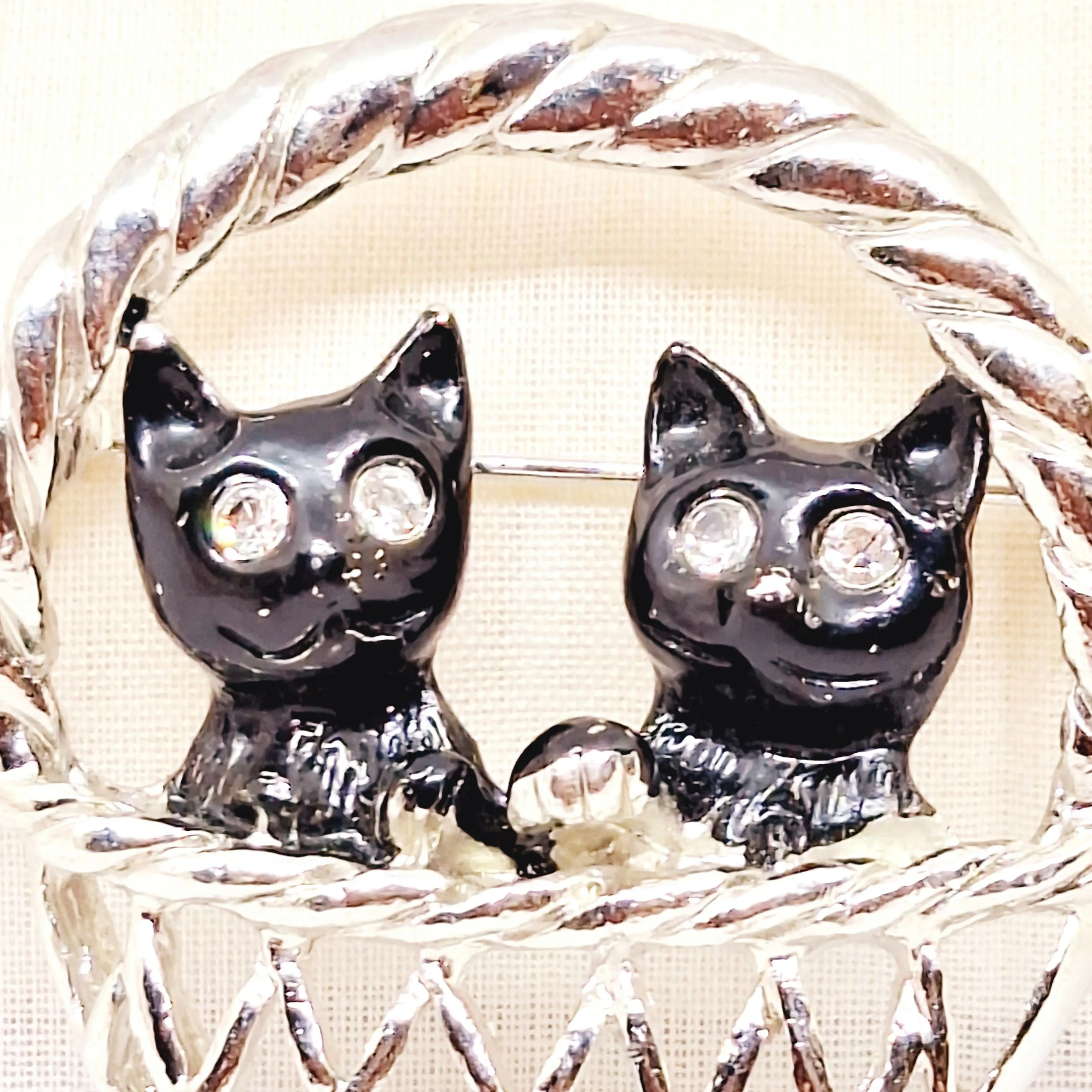 Silver Tone Cats in a Basket Brooch