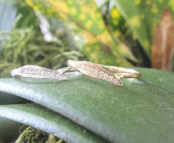Ti Leaf Ring