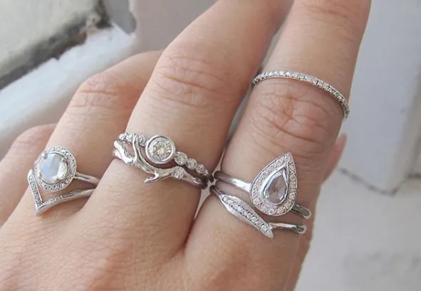 Ti Leaf Ring