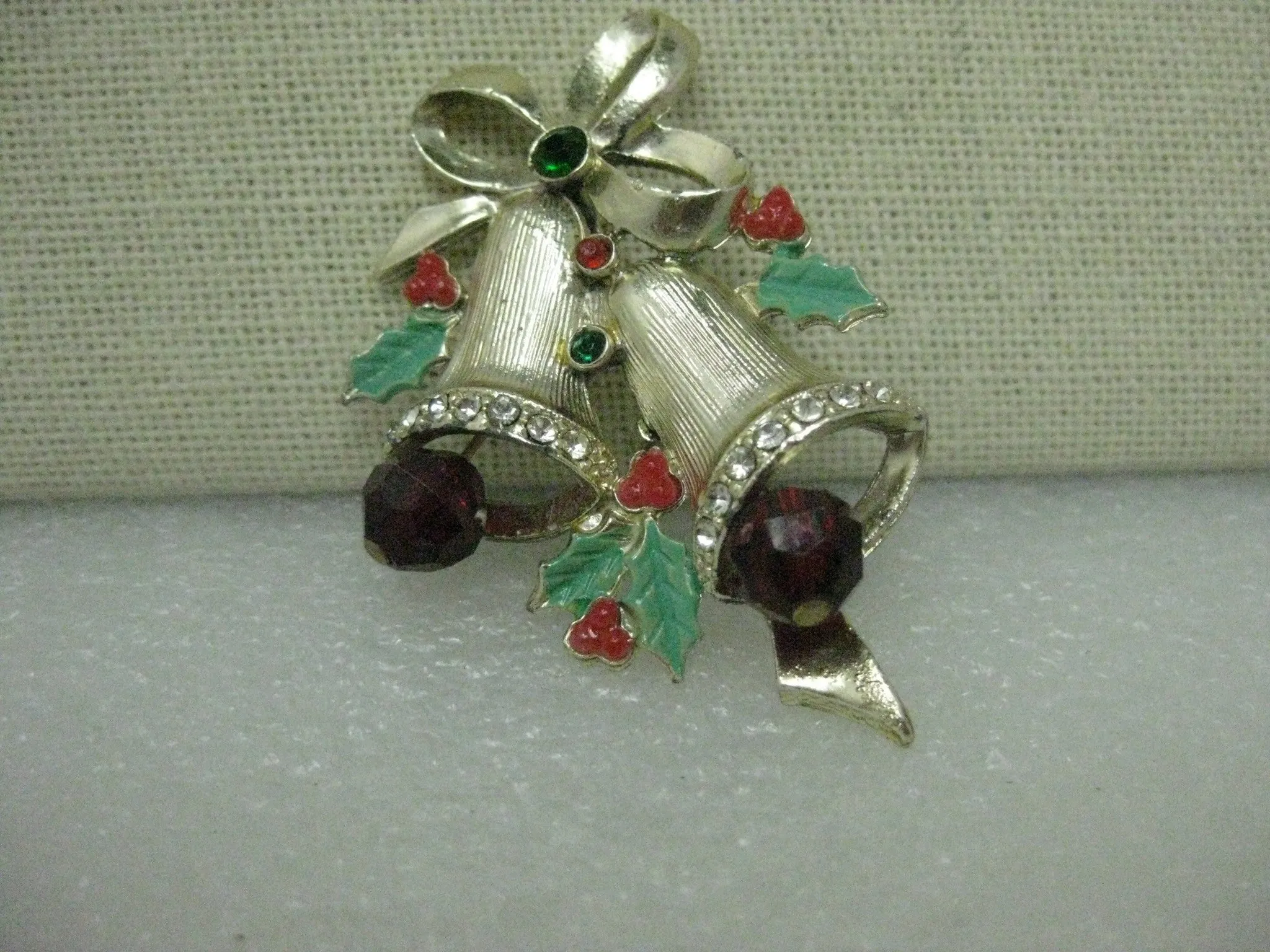 Vintage Gold Tone Christmas Bells Brooch, Enamel Accents, 1960's.  2", Rhinestone Accents