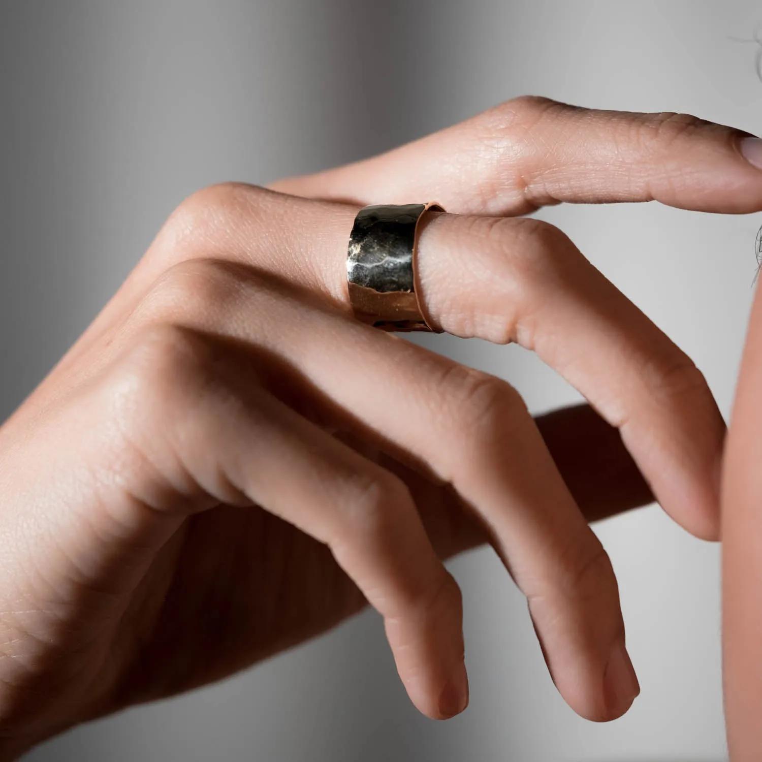 Wide Hammer Ring